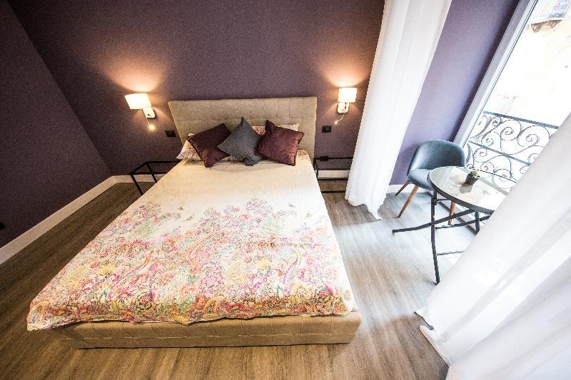 نابولي B&B Art House المظهر الخارجي الصورة